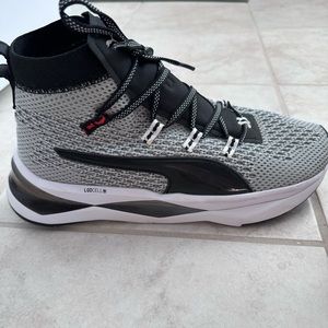 Women’s Puma LQDCELL Shatter XT Training Shoes